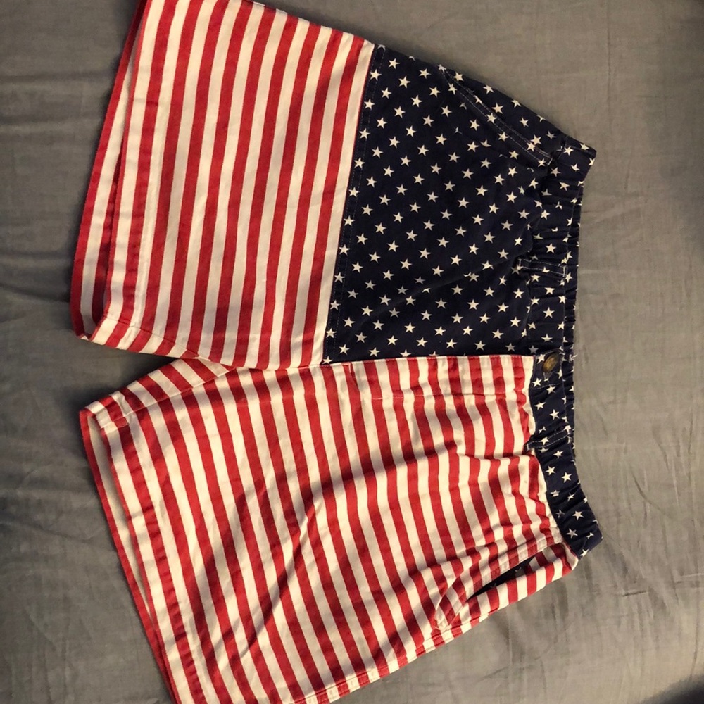 MERICA’s chubbies. Size large worn once